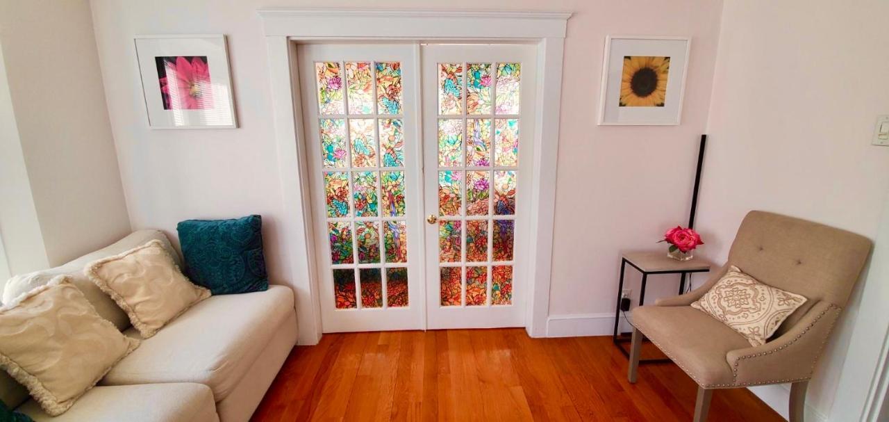 Near Train Station Gorgeous 3-Bedroom Apartment With Patios 波士顿 外观 照片