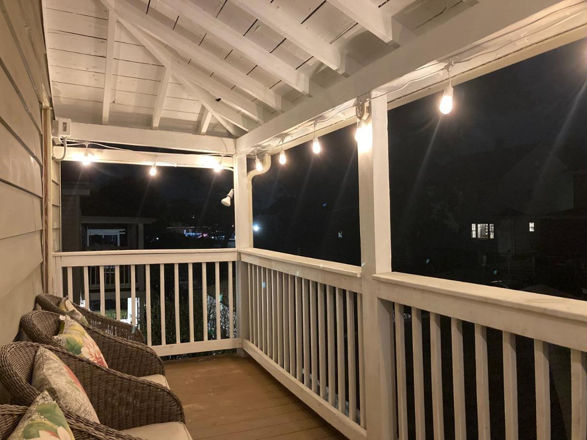 Near Train Station Gorgeous 3-Bedroom Apartment With Patios 波士顿 外观 照片